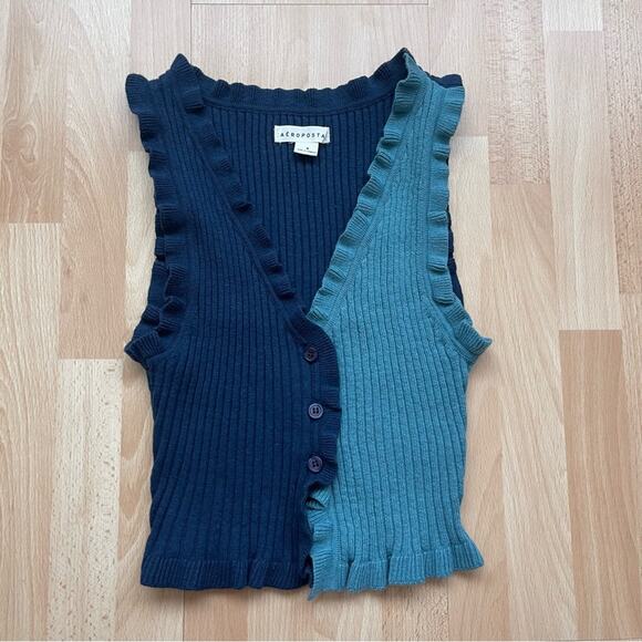 Aeropostale Tops - Aeropostale Color blocked Ruffle button-up cropped tank knit top women’s size S